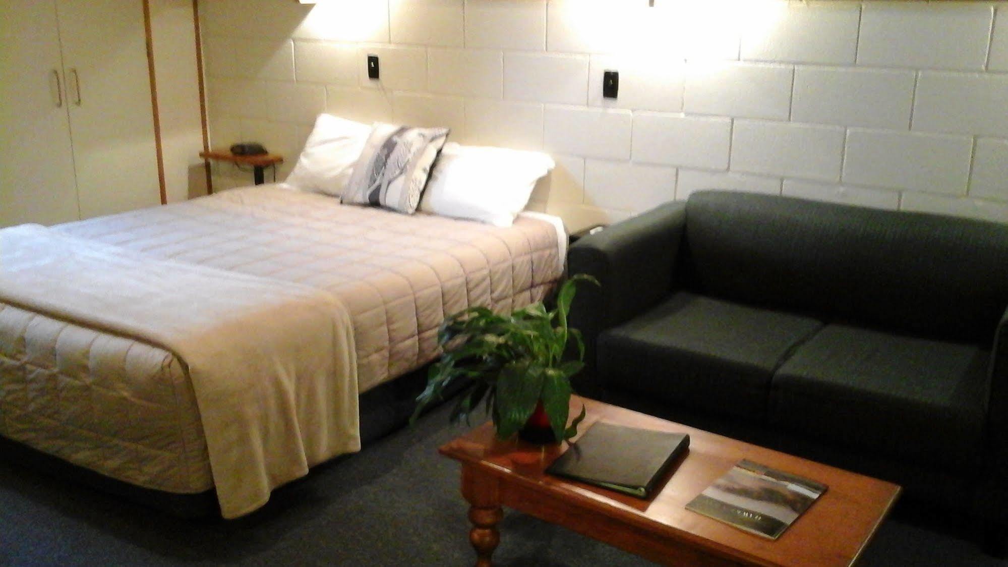 Elmore Lodge Motel Hastings Zewnętrze zdjęcie